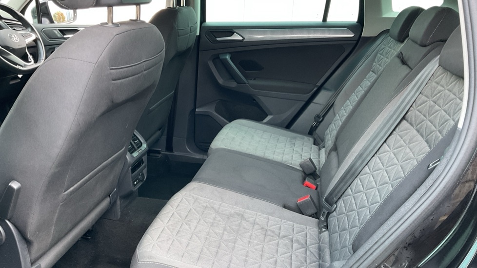 Used Volkswagen Tiguan 2022 for sale - 76092155: Photo 15