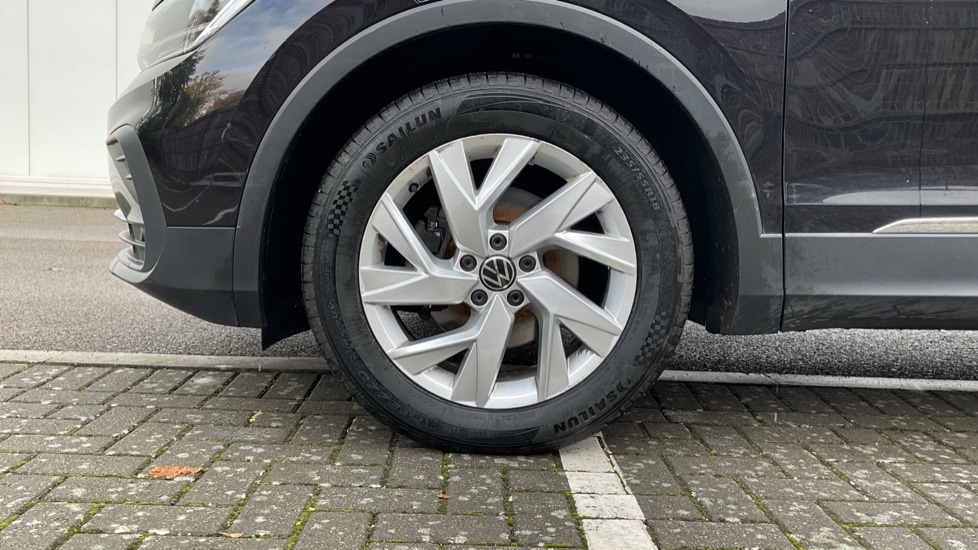Used Volkswagen Tiguan 2022 for sale - 76092155: Photo 18
