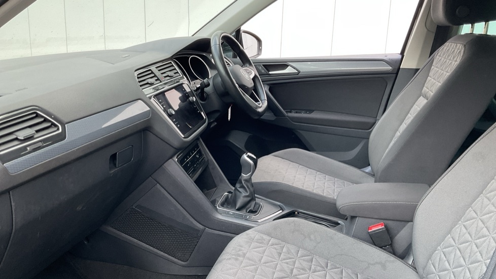 Used Volkswagen Tiguan 2022 for sale - 76092155: Photo 28
