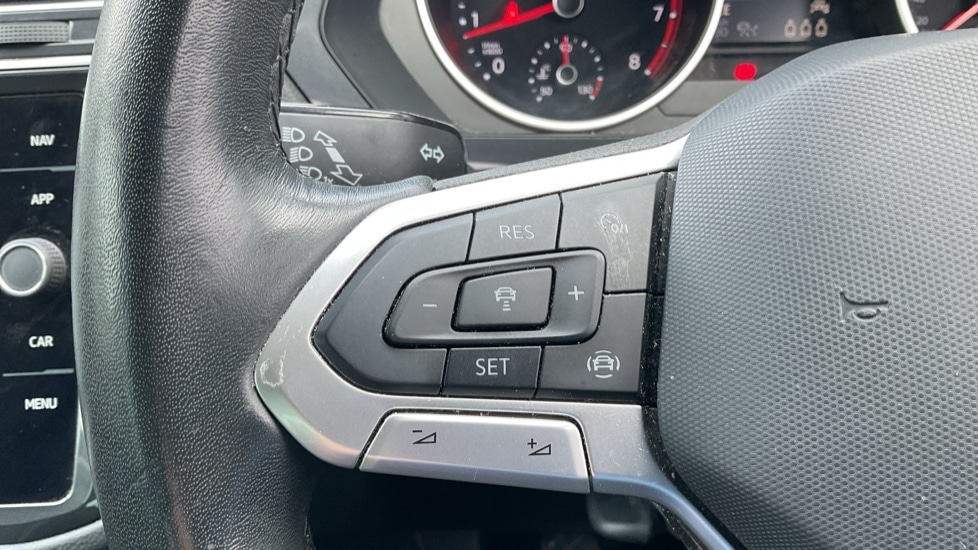 Used Volkswagen Tiguan 2022 for sale - 76092155: Photo 31