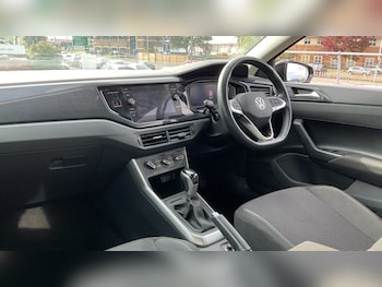 Used Volkswagen Polo 2023 for sale - 76861708: Photo