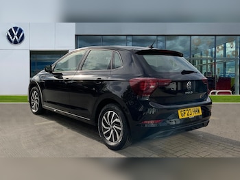 Used Volkswagen Polo 2023 for sale - 76861708: Photo