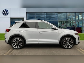 Used Volkswagen T-Roc 2021 for sale - 77067757: Photo