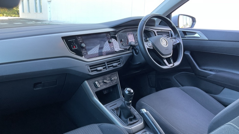 Used Volkswagen Polo 2021 for sale - 76635747: Photo 2