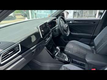 Used Volkswagen T-Roc 2024 for sale - 74954913: Photo