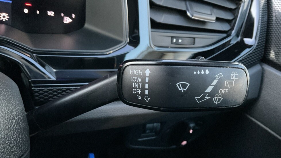 Used Volkswagen Polo 2023 for sale - 76766386: Photo 32