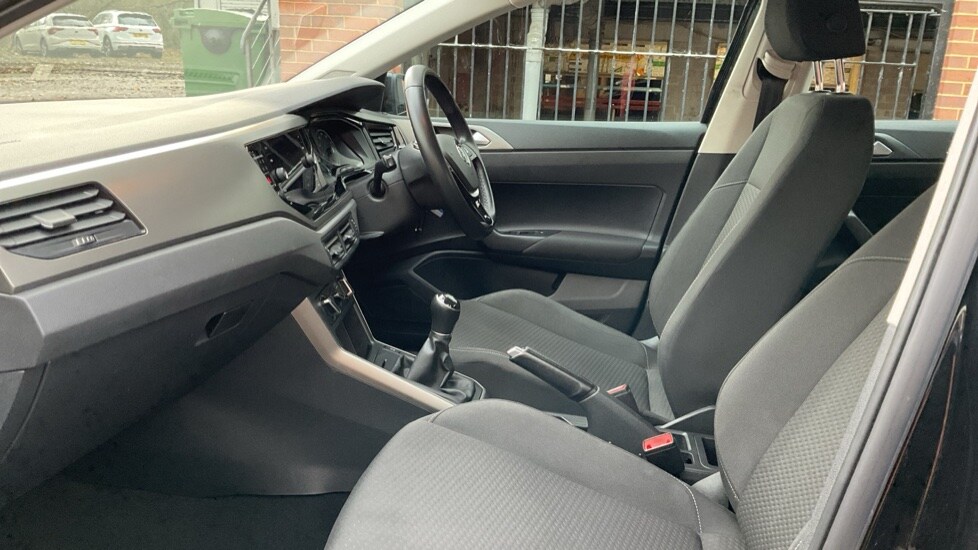 Used Volkswagen Polo 2023 for sale - 76766323: Photo 28