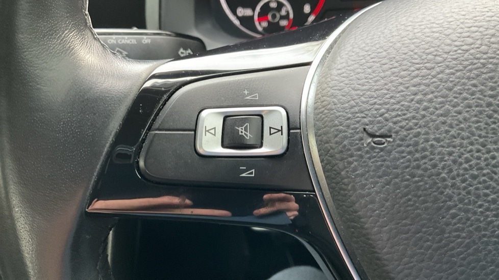 Used Volkswagen Polo 2023 for sale - 76766323: Photo 31