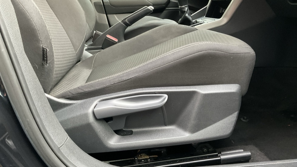 Used Volkswagen Polo 2023 for sale - 76766323: Photo 39