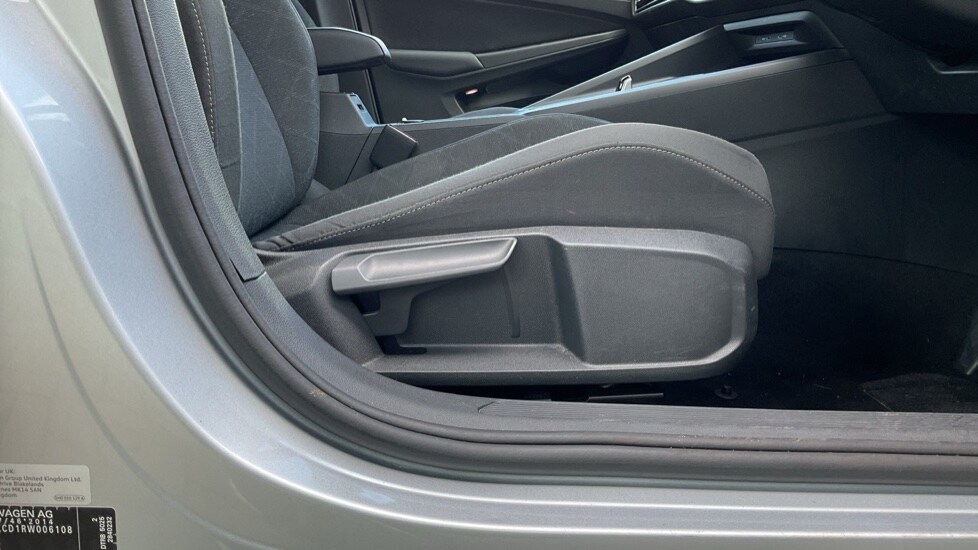 Used Volkswagen Golf 2023 for sale - 76474853: Photo 39