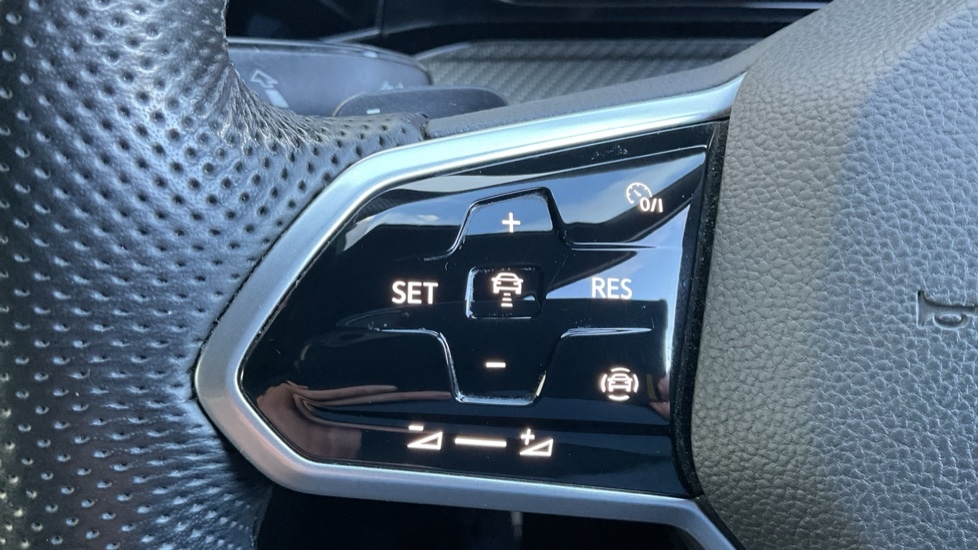 Used Volkswagen Golf 2021 for sale - 76766373: Photo 31