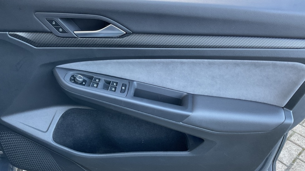 Used Volkswagen Golf 2021 for sale - 76766373: Photo 37