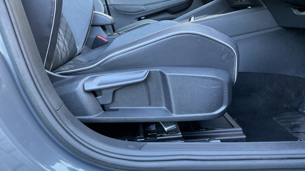 Used Volkswagen Golf 2021 for sale - 76766373: Photo 39