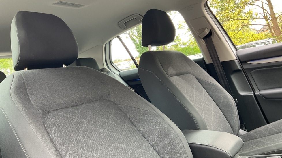 Used Volkswagen Golf 2022 for sale - 76928057: Photo 38