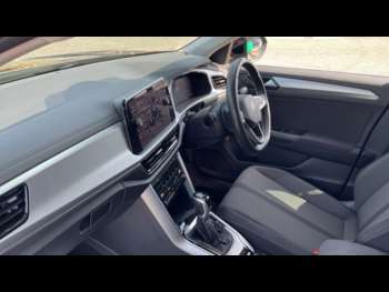 Used Volkswagen T-Roc 2022 for sale - 74883901: Photo