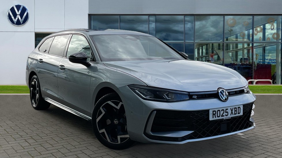 Used Volkswagen Passat 2025 for sale - 76217172: Photo 1