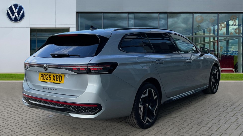 Used Volkswagen Passat 2025 for sale - 76217172: Photo 8