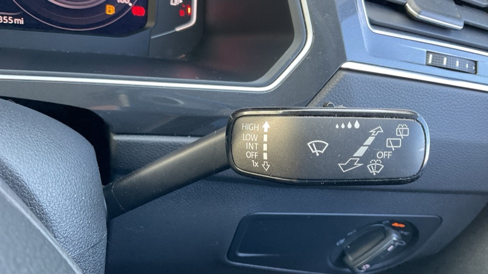 Used Volkswagen Tiguan 2020 for sale - 76593708: Photo 32