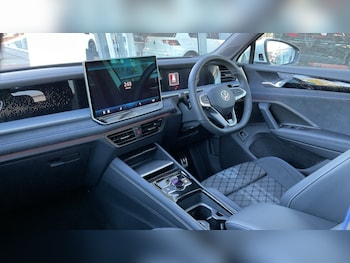 Used Volkswagen Touran 2025 for sale - 75874032: Photo
