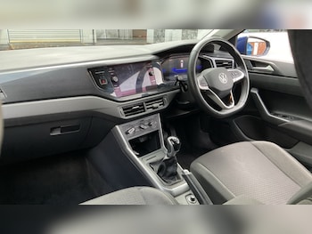Used Volkswagen Polo 2023 for sale - 76176205: Photo 2