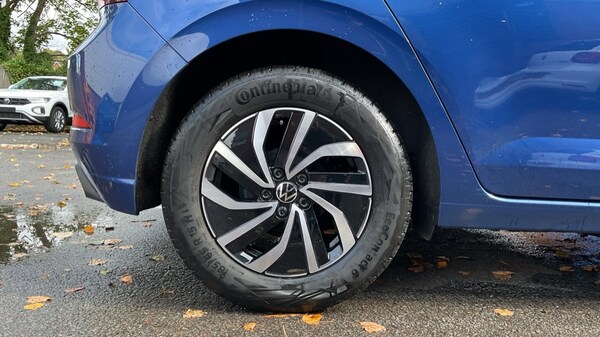 Used Volkswagen Polo 2023 for sale - 76176205: Photo 5