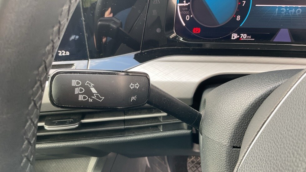 Used Volkswagen Golf 2022 for sale - 76602900: Photo 33