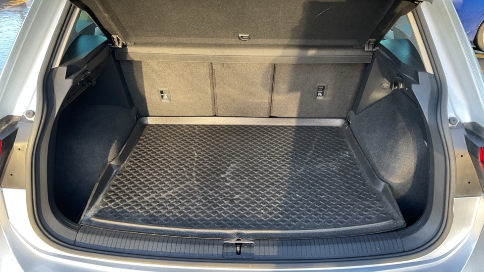 Used Volkswagen Tiguan 2020 for sale - 76766381: Photo 16