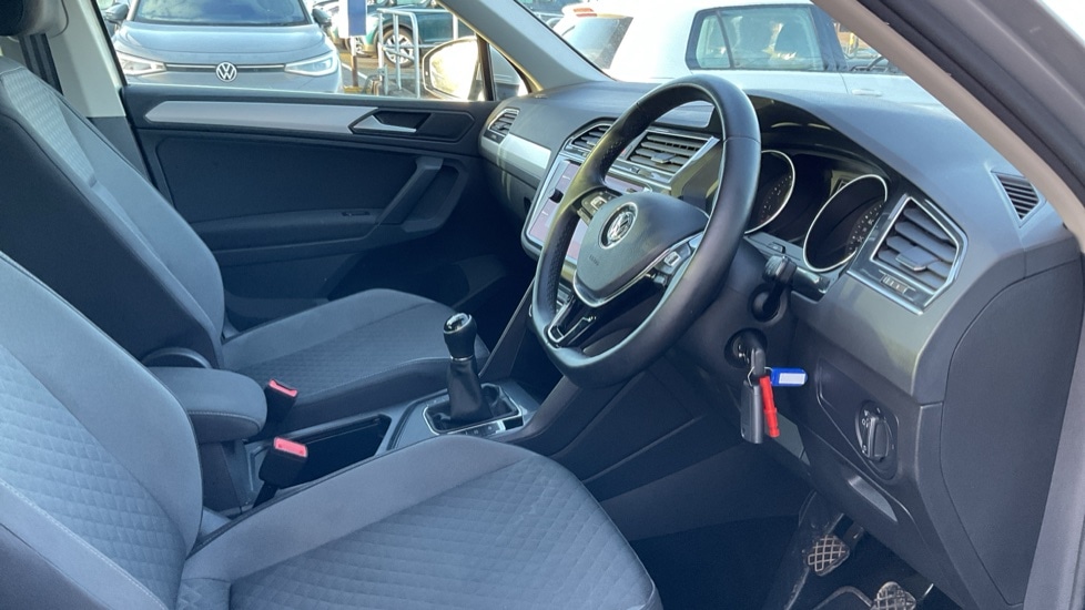 Used Volkswagen Tiguan 2020 for sale - 76766381: Photo 26