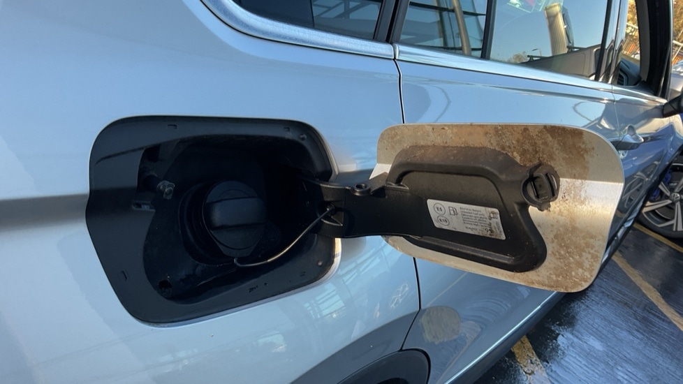 Used Volkswagen Tiguan 2020 for sale - 76766381: Photo 29