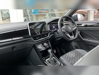 Used Volkswagen T-Roc 2025 for sale - 75874247: Photo