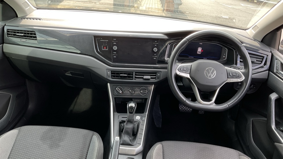 Used Volkswagen Polo 2023 for sale - 76092172: Photo 12