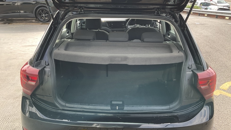 Used Volkswagen Polo 2023 for sale - 76092172: Photo 16