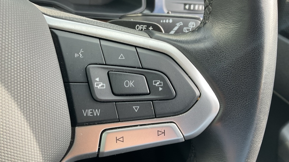 Used Volkswagen Polo 2023 for sale - 76092172: Photo 30