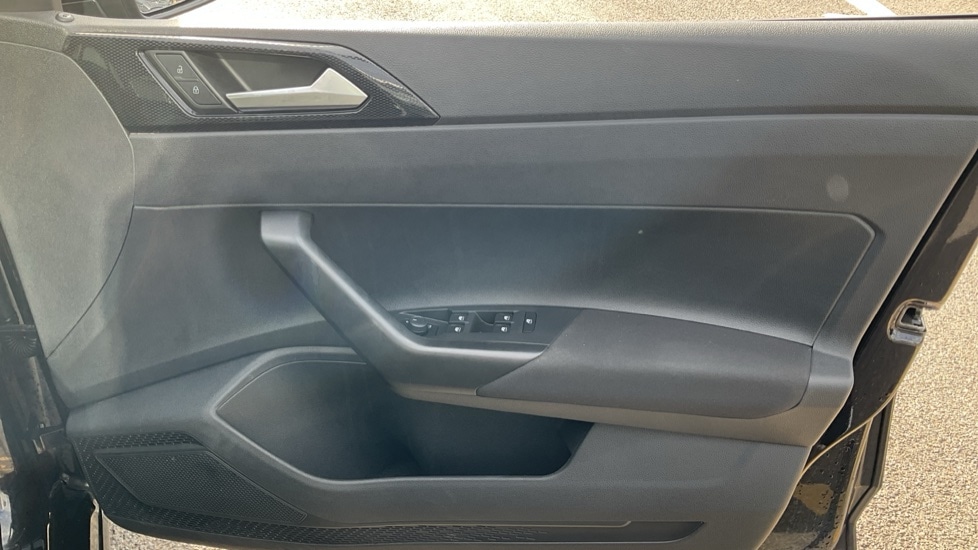 Used Volkswagen Polo 2023 for sale - 76092172: Photo 37