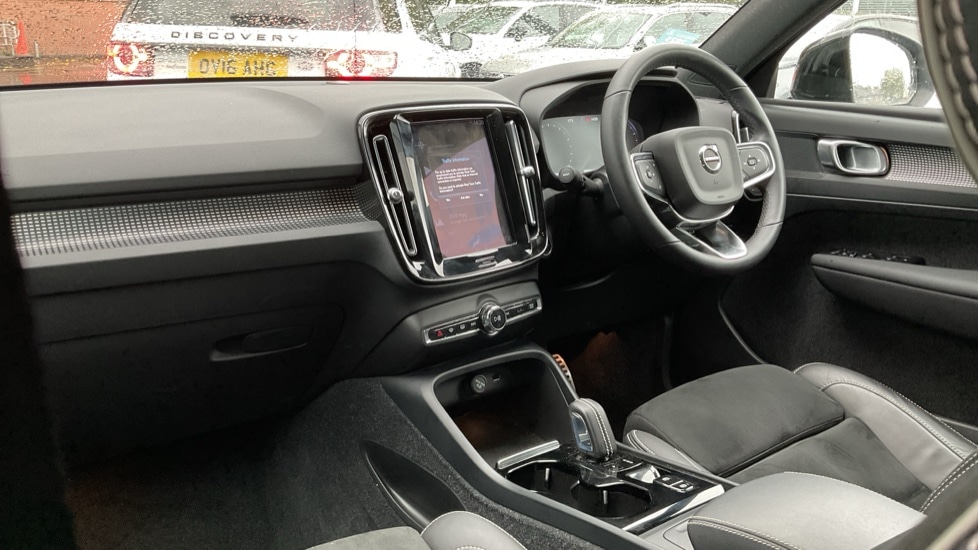 Used Volvo XC40 2021 for sale - 76124698: Photo 10