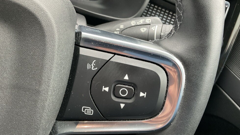 Used Volvo XC40 2021 for sale - 76124698: Photo 22