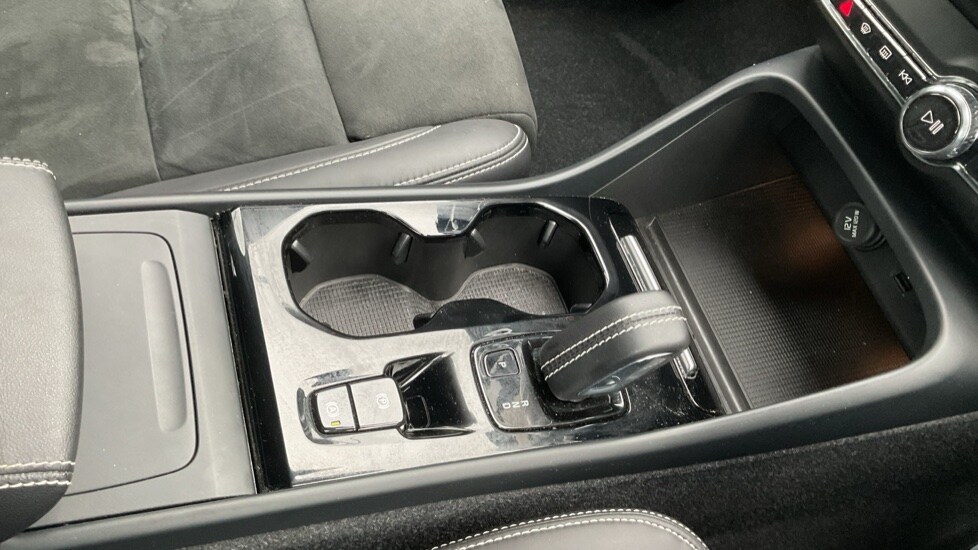 Used Volvo XC40 2021 for sale - 76124698: Photo 28