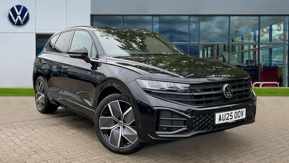 Used Volkswagen Touareg 2025 for sale - 75763356: Photo 1