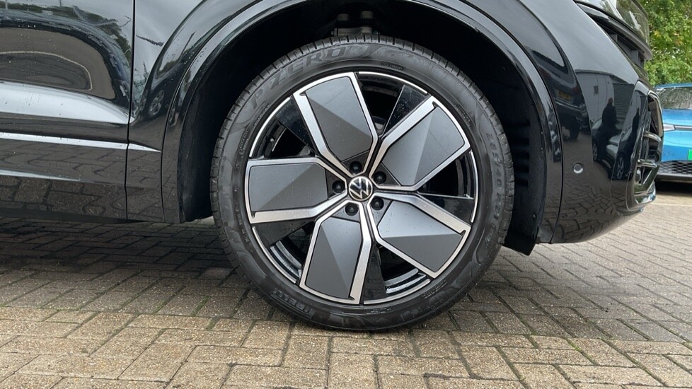Used Volkswagen Touareg 2025 for sale - 75763356: Photo 20