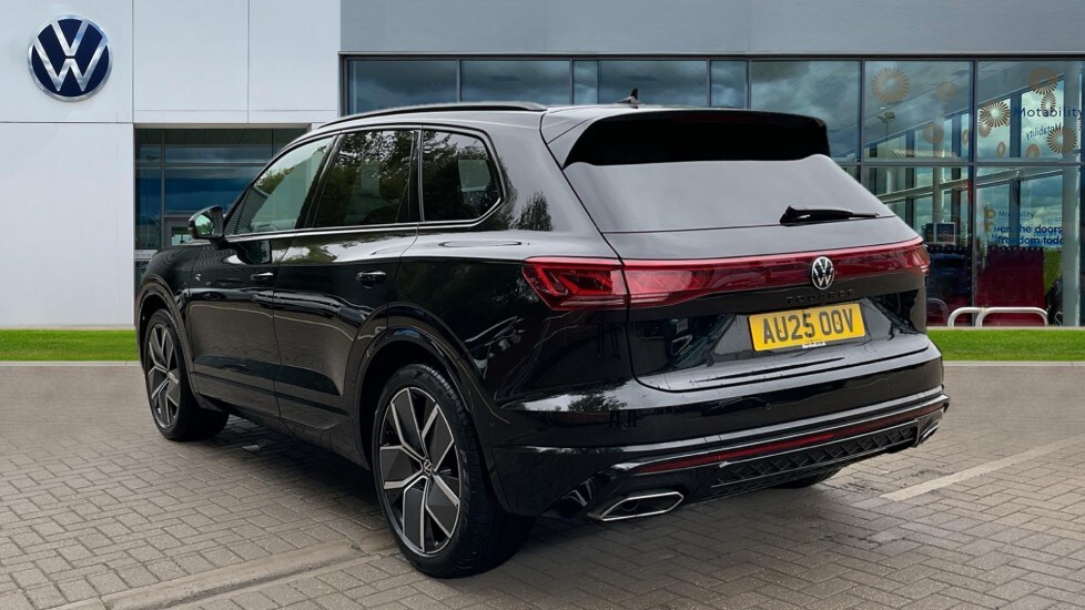 Used Volkswagen Touareg 2025 for sale - 75763356: Photo 3