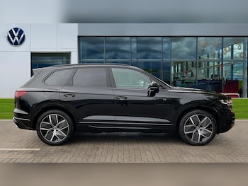 Used Volkswagen Touareg 2025 for sale - 75763356: Photo