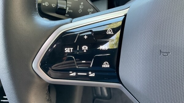 Used Volkswagen ID.4 2025 for sale - 75522091: Photo 31