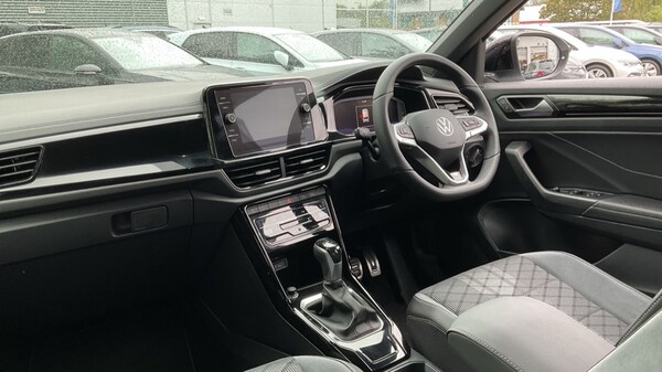 Used Volkswagen T-Roc 2025 for sale - 76091966: Photo 2