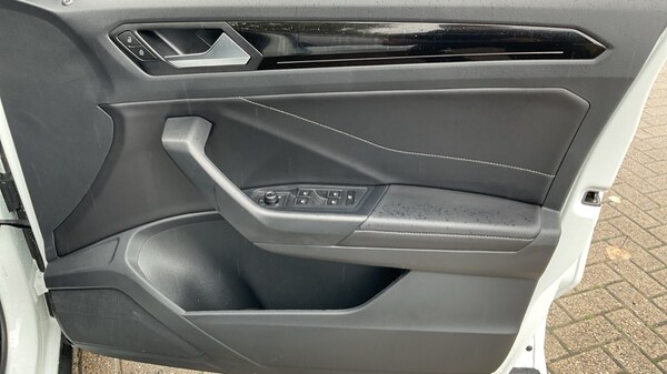 Used Volkswagen T-Roc 2025 for sale - 76091966: Photo 37