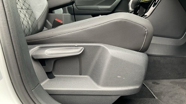 Used Volkswagen T-Roc 2025 for sale - 76091966: Photo 39