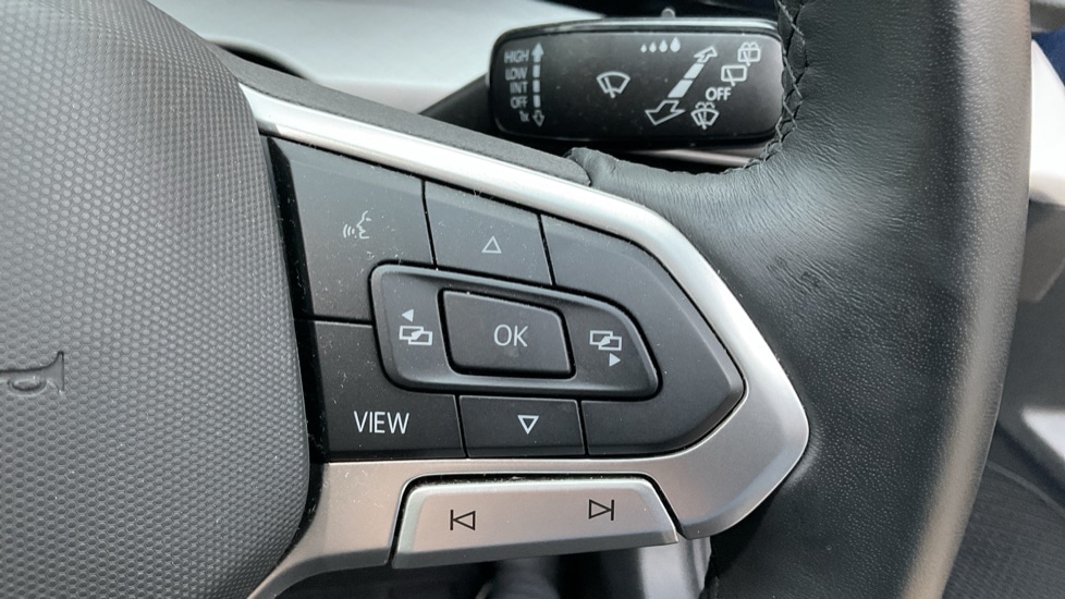 Used Volkswagen Golf 2024 for sale - 77082486: Photo 30