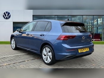 Used Volkswagen Golf 2024 for sale - 77082486: Photo