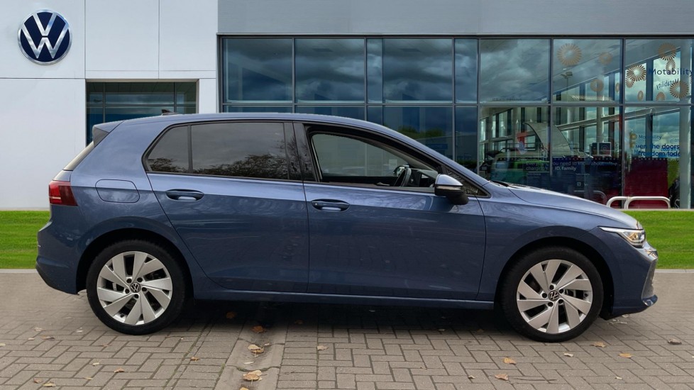 Used Volkswagen Golf 2024 for sale - 77082486: Photo 4