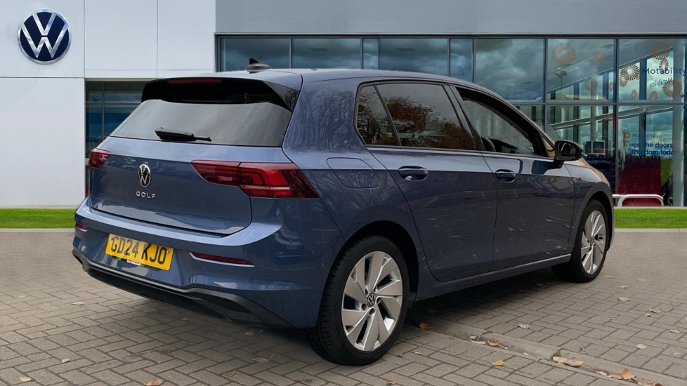 Used Volkswagen Golf 2024 for sale - 77082486: Photo 8