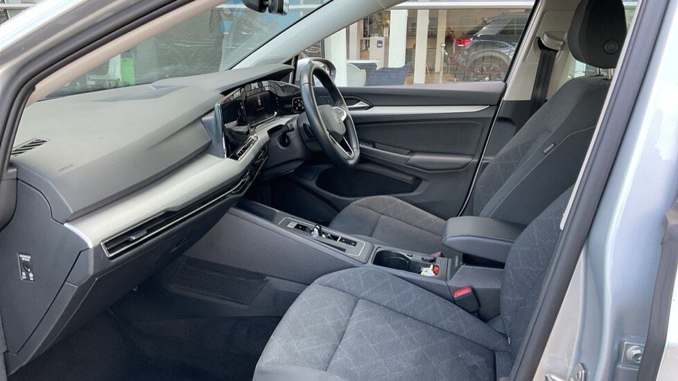 Used Volkswagen Golf 2023 for sale - 75735271: Photo 28
